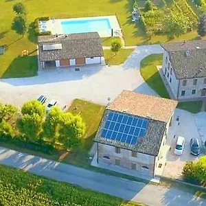 Landhuis La Garzaga Turismo Rurale, Ceresara