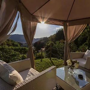 3* Couette-café La &