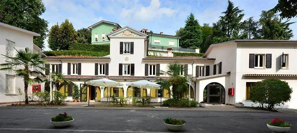 Hotel Ristorante La Grotta Castiglione Delle Stiviere 3*,  İtalya