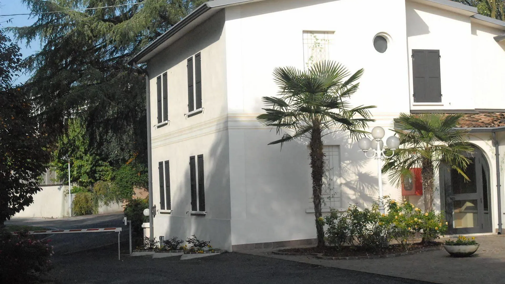 Hotel Ristorante La Grotta Castiglione Delle Stiviere
